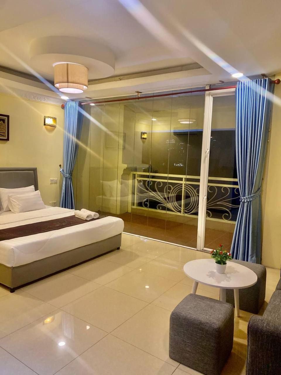 Soma Hotel Phnom Penh Luaran gambar